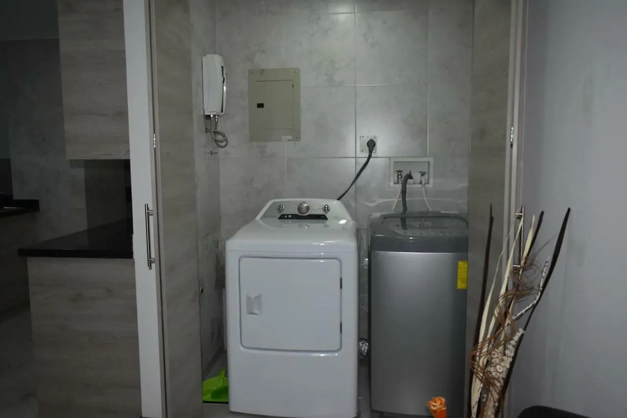 Apartment Ferienwohnung Edificio Libertad Quito Ecuador